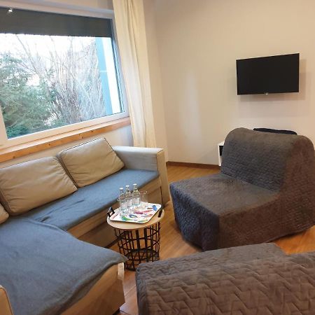 Maly Apartament W Zieleni Blisko Jeziora Środa Wielkopolska Eksteriør bilde