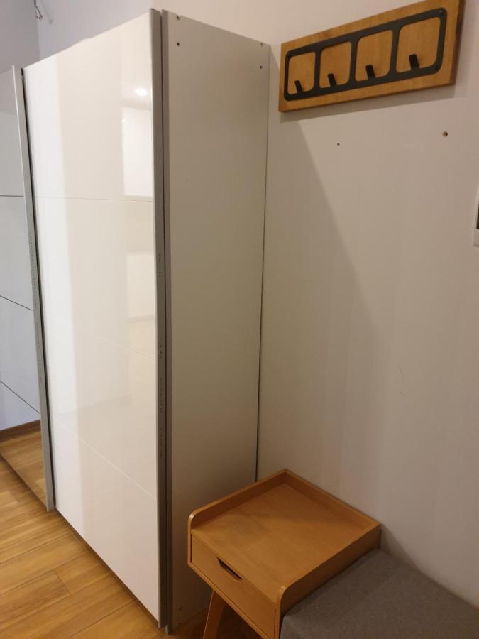 Maly Apartament W Zieleni Blisko Jeziora Środa Wielkopolska Eksteriør bilde