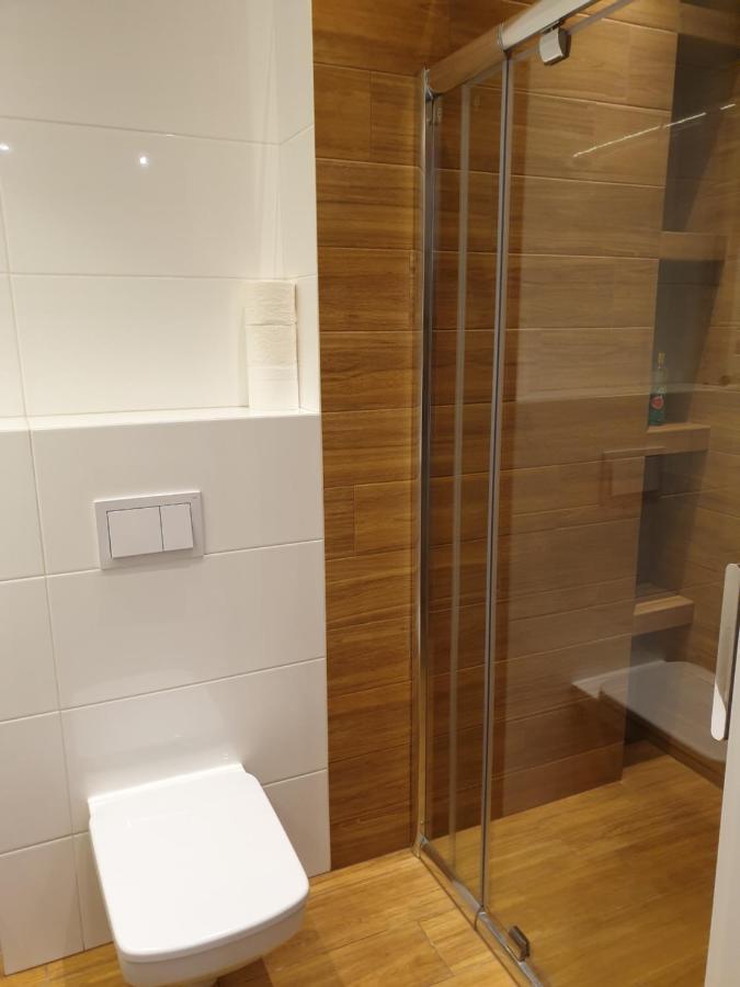 Maly Apartament W Zieleni Blisko Jeziora Środa Wielkopolska Eksteriør bilde